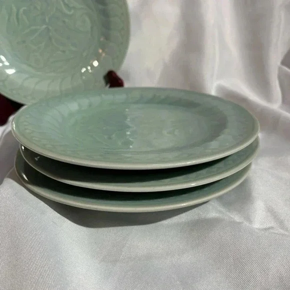 Vintage Celadon Seafoam Ceramic Koi Salad Plates - Picture 2 of 5